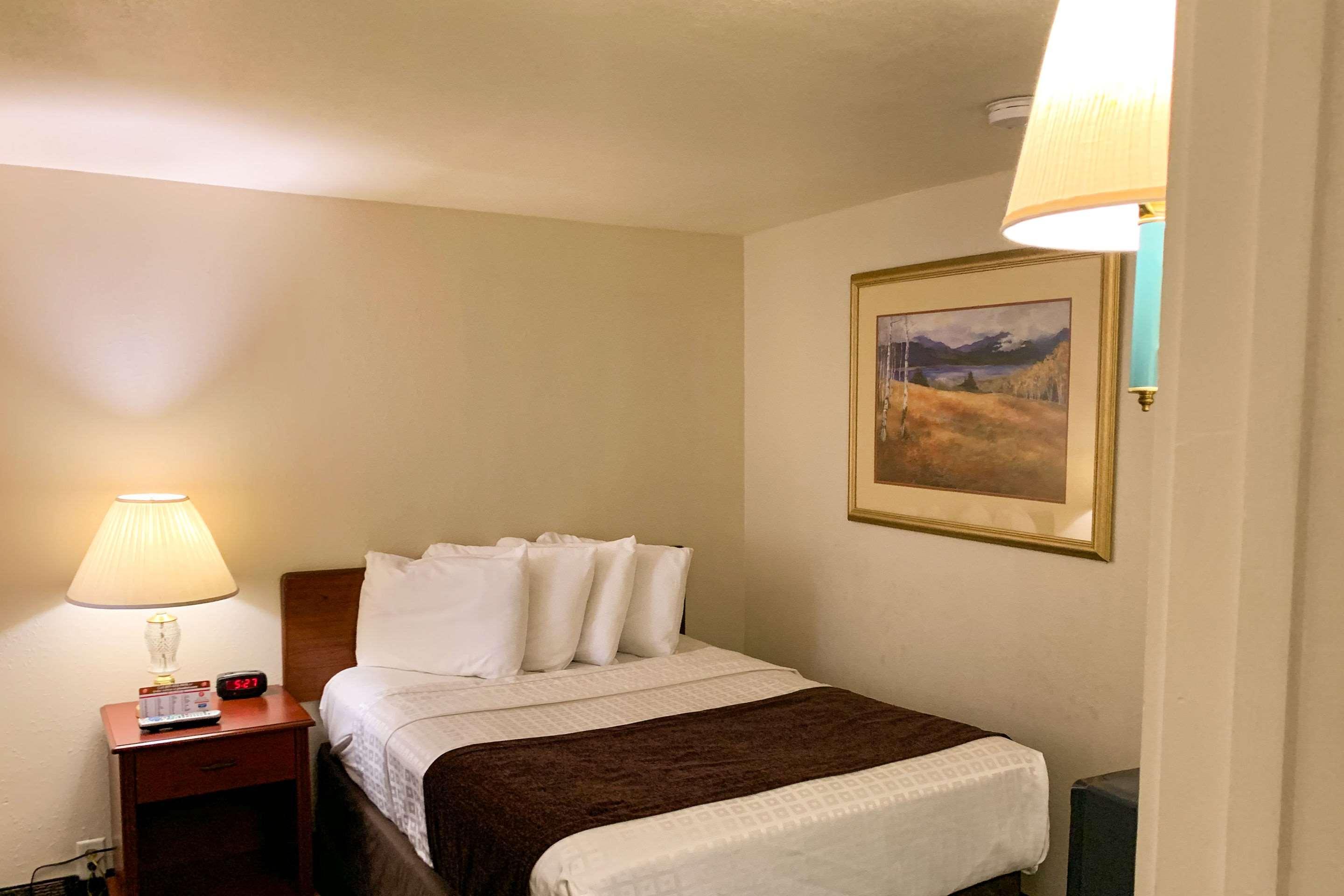 Rodeway Inn & Suites Sheridan Exterior photo