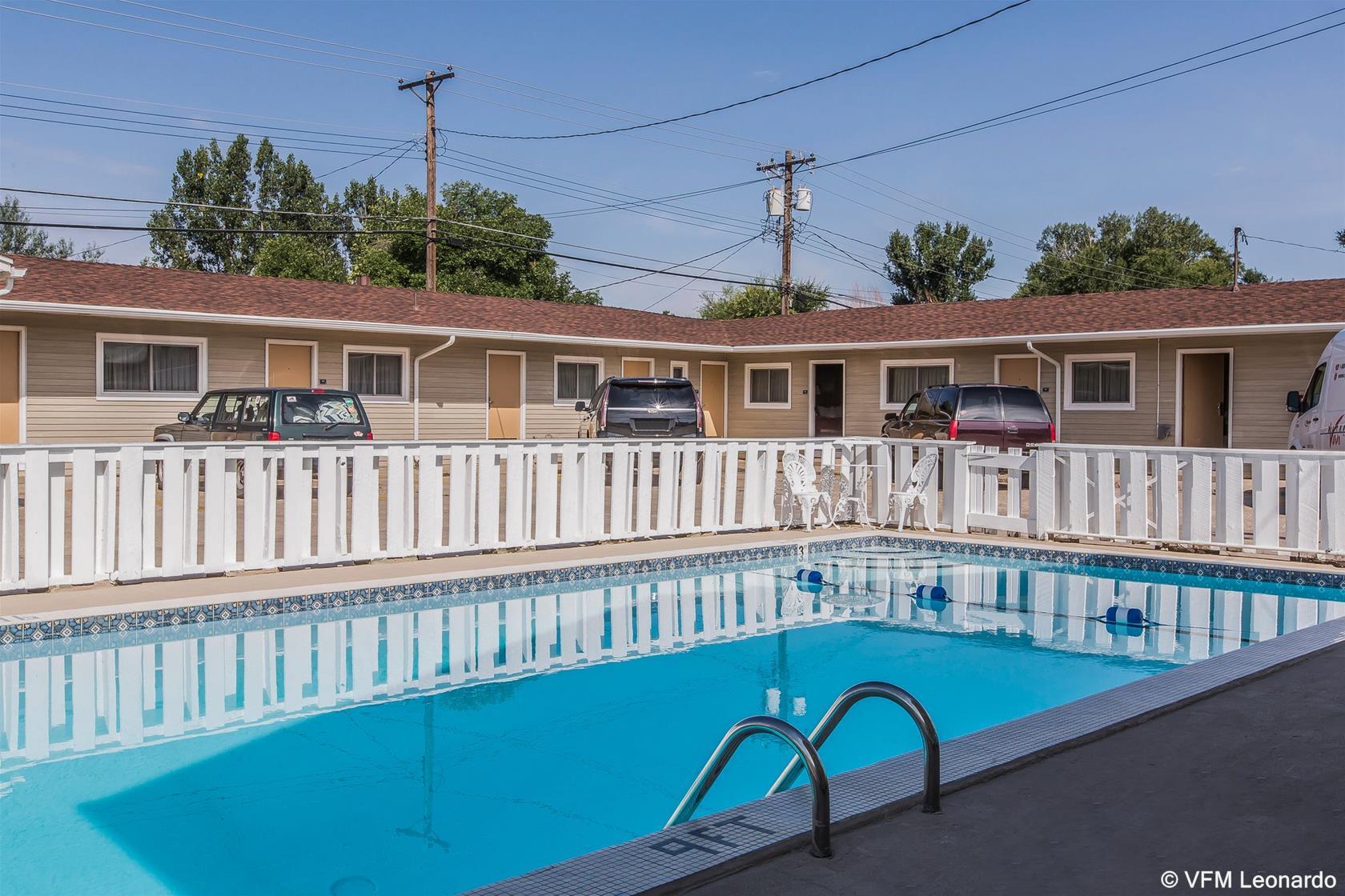 Rodeway Inn & Suites Sheridan Exterior photo