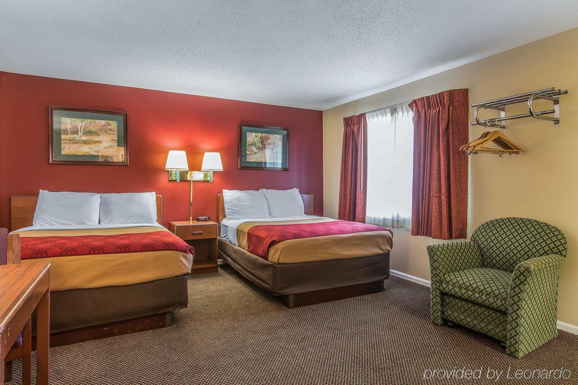 Rodeway Inn & Suites Sheridan Exterior photo